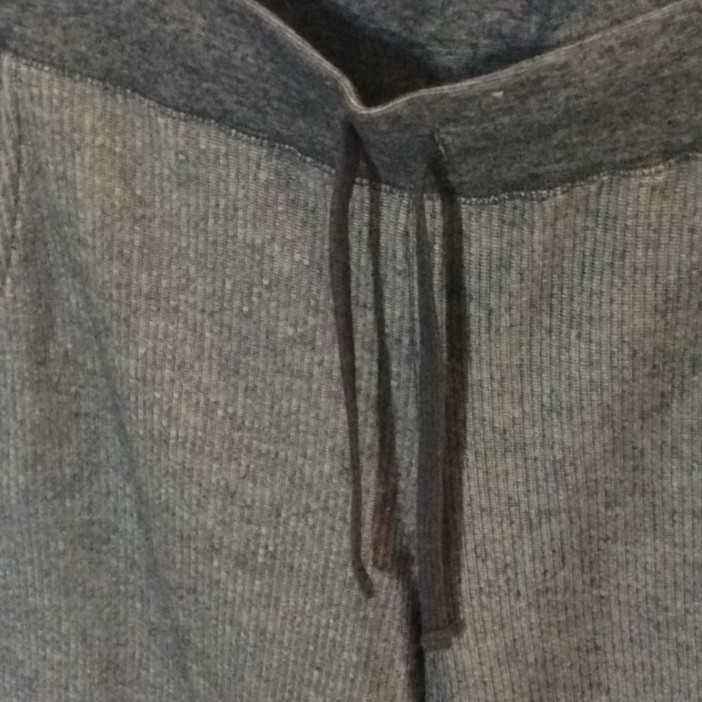 RVCA drawstring pants - Picture 2 of 3